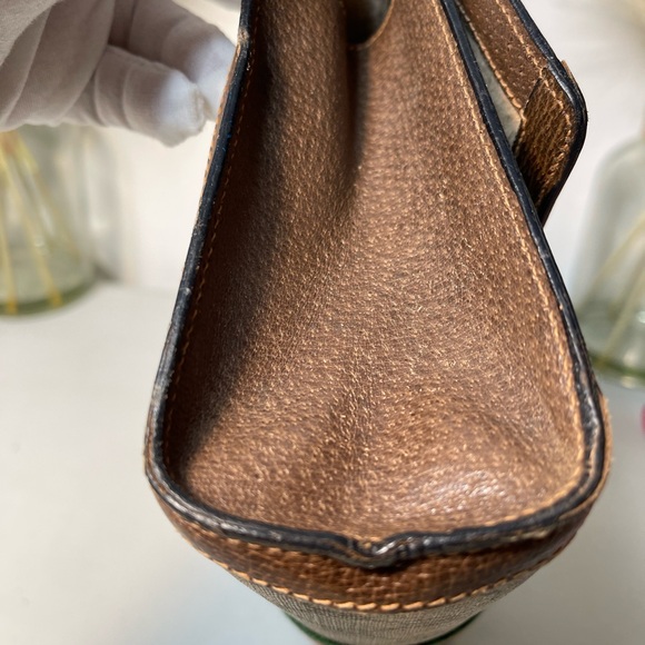 💕GUCCI  Sherry line Vintage Clutch Bag💕 - Picture 8 of 16